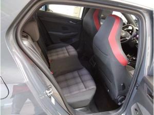 Volkswagen Golf 8 GTI - Black Style - AHK Standheizung Head-Up / 8-fach bereift / Werksgarantie