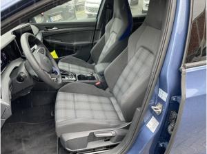 Volkswagen Golf VIII GTE eHybrid DSG 18Zoll BlackStyle IQ-Light Head-up SideAssist Navi