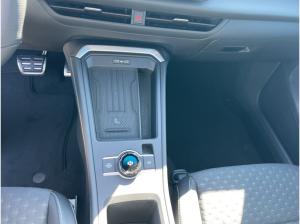 Volkswagen T-Roc 1.5 eTSI DSG - R-Line  💥TOP- DEAL💥 AHK*HARMAN*HUD*IQ-LIGHT*NAV*SHZ*ACC*PARKLENK*