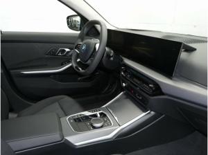 BMW 330 Aut. Park+ HiFi LED HuD Alarm Komfortzugang