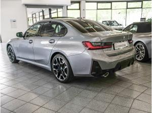 BMW 330 330i xDrive M-Sport Aut Nav HuD LED h&k Glasd