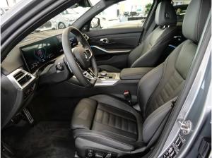 BMW 330 330i xDrive M-Sport Aut Nav HuD LED h&k Glasd