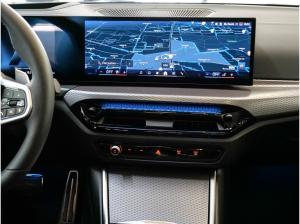 BMW 330 330i xDrive M-Sport Aut Nav HuD LED h&k Glasd