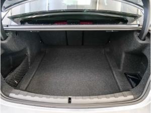 BMW 330 330i xDrive M-Sport Aut Nav HuD LED h&k Glasd