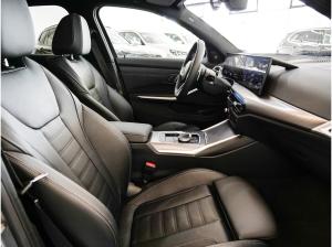 BMW 330 330i xDrive M-Sport Aut Nav HuD LED h&k Glasd