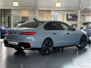 BMW 740 740d xDrive M Sport DA/PA Prof SkyLounge 21 LMR