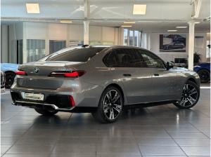 BMW 740 740d xDrive M Sport DA/PA Prof SkyLounge 21 LMR
