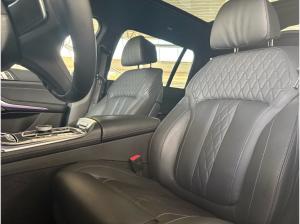 BMW X7 xDrive40i MSport DA/PA Prof 6Sitzer SkyLounge