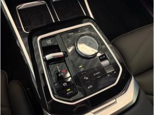 BMW 740 740d xDrive M Sport DA/PA Prof SkyLounge 21 LMR