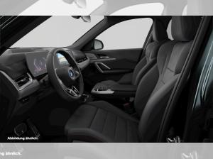 BMW iX1 eDrive20 M Sport HUD ACC AHK RFK NAVI LED