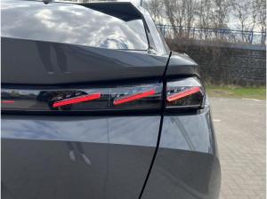 Peugeot 408 GT EXCLUSIVE HYBRID 145 DSC6