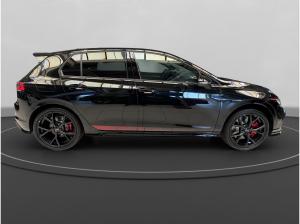 Volkswagen Golf 50 Jahre GTI Sondermodell! Nur in Abschluss von Kaskoschutz und Wartung!