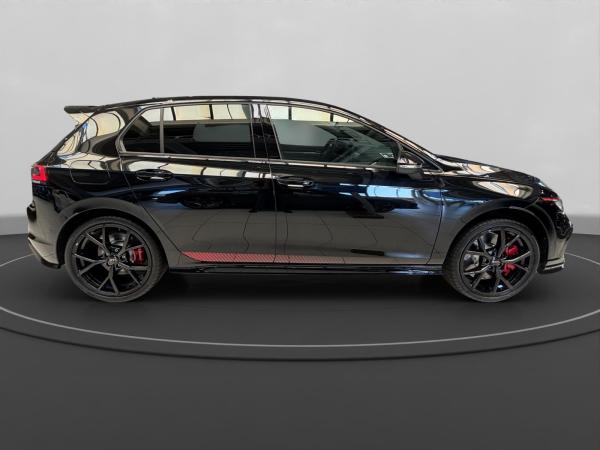 Volkswagen Golf 50 Jahre GTI Sondermodell! Nur in Abschluss von Kaskoschutz und Wartung!
