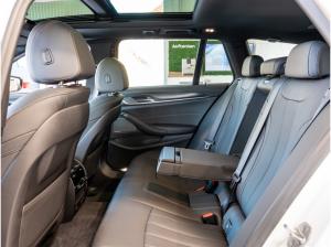 BMW 540 540i xDrive Touring M-Sport