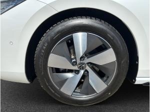 Volkswagen Passat Variant 2.0 TDI DSG R-Line AHK NAVI KAM MATRIX H&K DCC PRO ACC