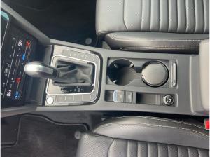 Volkswagen Passat Variant 2.0 TDI 4Moti. DSG R-Line AHK ACC