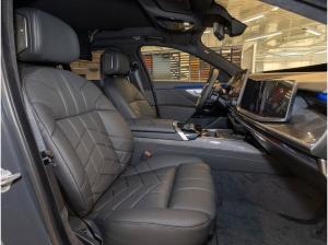 BMW 740 xDrive HUD ACC AHK NAVI LED Sound Syst. DAB