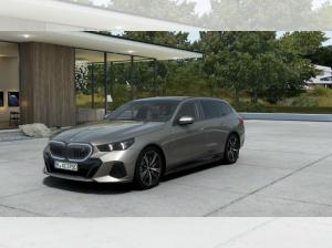 BMW i5 xDrive40 Touring💥Vorführwagen mit 30%Nachlass💥Übernahme April 2027