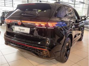 Volkswagen Tiguan R-Line 2,0 l TSI OPF 4MOTION 7-Gang-Doppelkupplungsgetrie be DSG