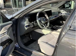BMW i7 M70 xDrive M Sport //ExecutiveLoungeSeating