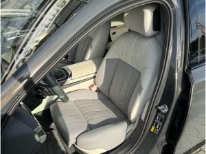 BMW i7 M70 xDrive M Sport //ExecutiveLoungeSeating