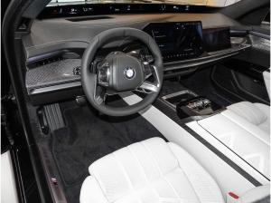 BMW 740 xDrive M Sportpaket Pro * Connoisseur Paket * Executive Paket * Parking Assist. Professional * Drivi