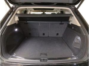 Volkswagen Touareg Elegance 3.0 TDI 4 Motion +AHK+LUFT+STDHZ+