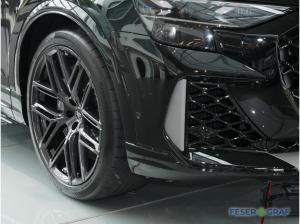 Audi RS Q8 SUV performance tiptronic