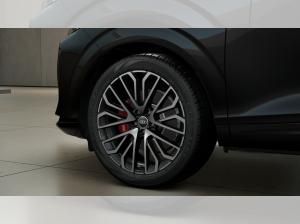 Audi Q3 SUV TDI quattro S-tronic | Pano,AHK,360°