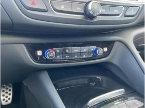 Opel Insignia B Grand Sport 2.0 4x4 GSi ACC+LED+Recaro