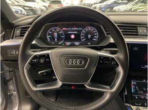 Audi e-tron Sportback S line 55 qu. NAVI PDC 360°K