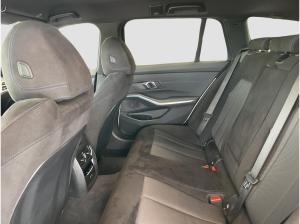 BMW 330 i xDrive Touring M Sport LiveCockpitProf LED