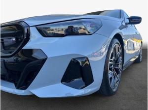 BMW i5 M60 HiFi* LED* SHZ* Klimaautomatik*