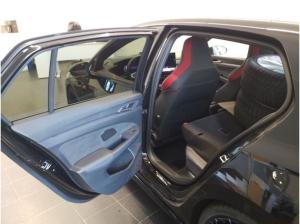 Volkswagen Golf GTI Clubsport / HarmanKardon/ AreaView / IQ.Light