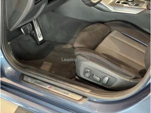 BMW 320 320i Touring Auto Navi Tempom.aktiv Bluetooth PDC MP3 Schn.
