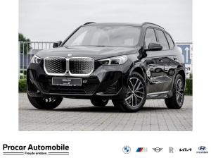 BMW iX1 eDrive20 M Sport HUD ACC AHK RFK NAVI LED