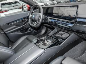 BMW 550 550e xDrive Touring M Sport Pro HuD+AHK+Pano+Bowers&Wilkins+Aktivsitze belüftet+Memory+LHZ+KZG+Autob
