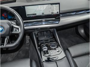 BMW 550 550e xDrive Touring M Sport + AHK+Pano+Bowers&Wilkins+Aktivsitze belüftet+Memory+LHZ+KZG+Autobahnass