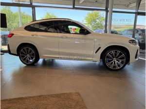 BMW X4 M40d AT Navi Leder Tempom.aktiv Panoramadach Bluetooth MP3 Schn.