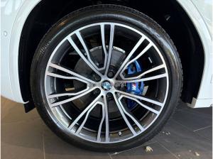 BMW X4 M40d AT Navi Leder Tempom.aktiv Panoramadach Bluetooth MP3 Schn.