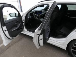 BMW 320 d xDr. Tour. "M-Sport" Head-Up, DrivAss, ACC, ParkAss+, 19 Zoll, uvm.
