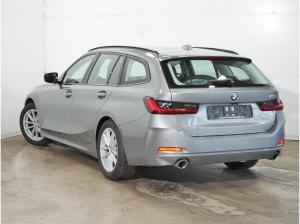 BMW 318 i Tour. AHK, DrivAssProf, ParkAss+, Head-Up, uvm.