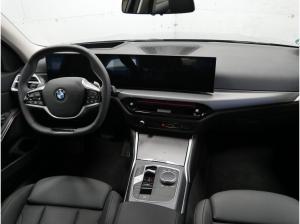 BMW 318 i Tour. AHK, DrivAssProf, ParkAss+, Head-Up, uvm.