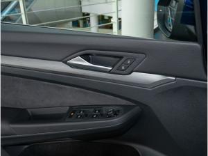 Volkswagen Golf VIII 2.0 TSI Style Navi APP LED Sitzhzg