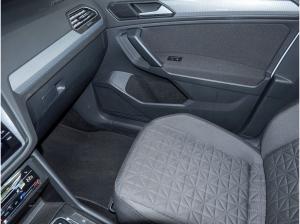 Volkswagen Tiguan 1.5 TSI Life 5J-Garantie LED Navi Sitzhzg