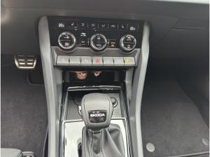 Skoda Karoq SOFORT VERFÜGBAR! 2.0 TDI Sportline DCC ACC AHK AUT Kam. LED