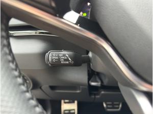 Skoda Karoq SOFORT VERFÜGBAR! 2.0 TDI Sportline DCC ACC AHK AUT Kam. LED