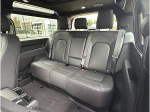 Land Rover Defender (L663)