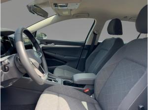 Volkswagen Golf Var.VIII 1.5 eTSI DSG Life Navi ACC CarPlay