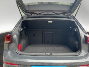 Volkswagen Golf VIII 1.5 TSI R-Line Navi CarPlay Panorama